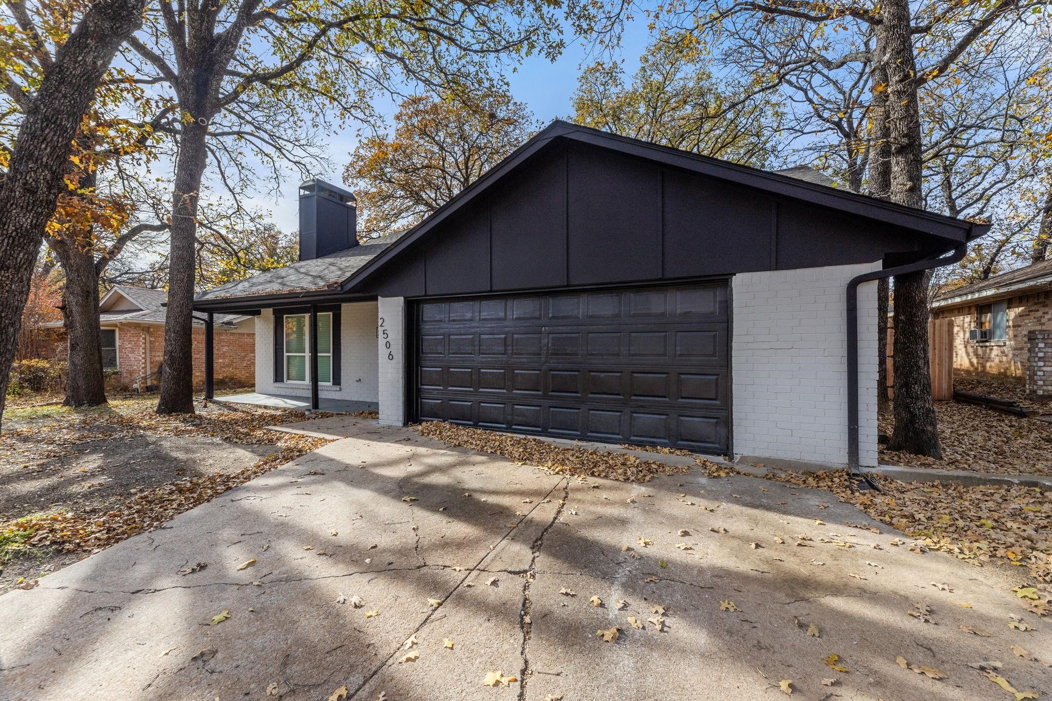 2506 Holt Road Arlington TX 76006