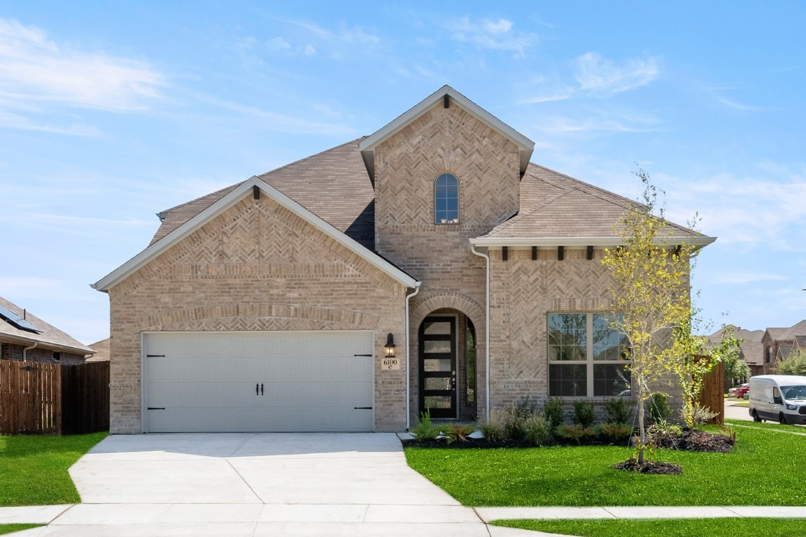 6100 Cobbetts Pond Lane Fort Worth TX 76179