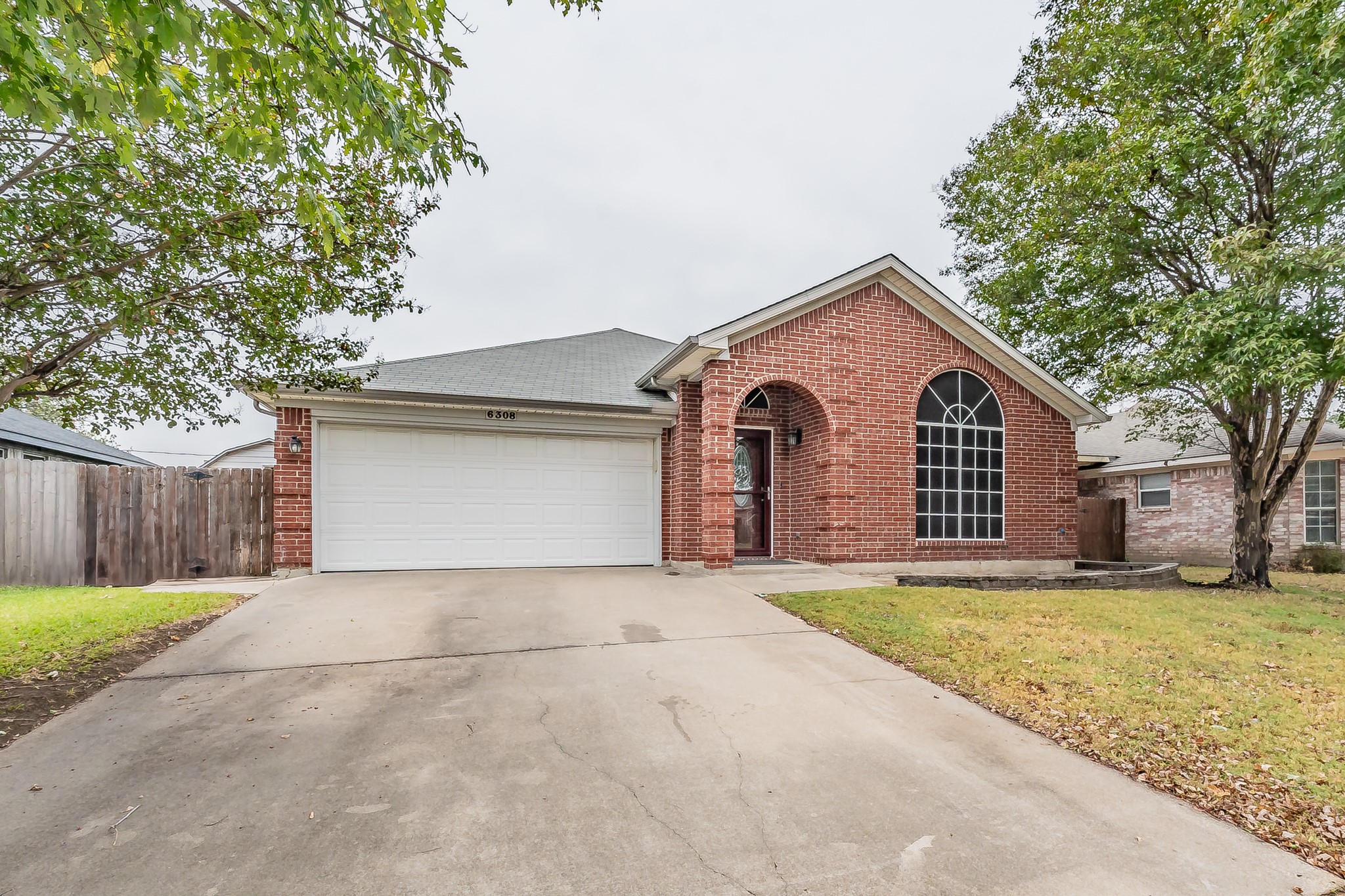 6308 Brookbriar Court Arlington TX 76018