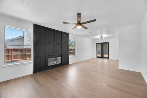12802 Park Hill Court Balch Springs TX 75180
