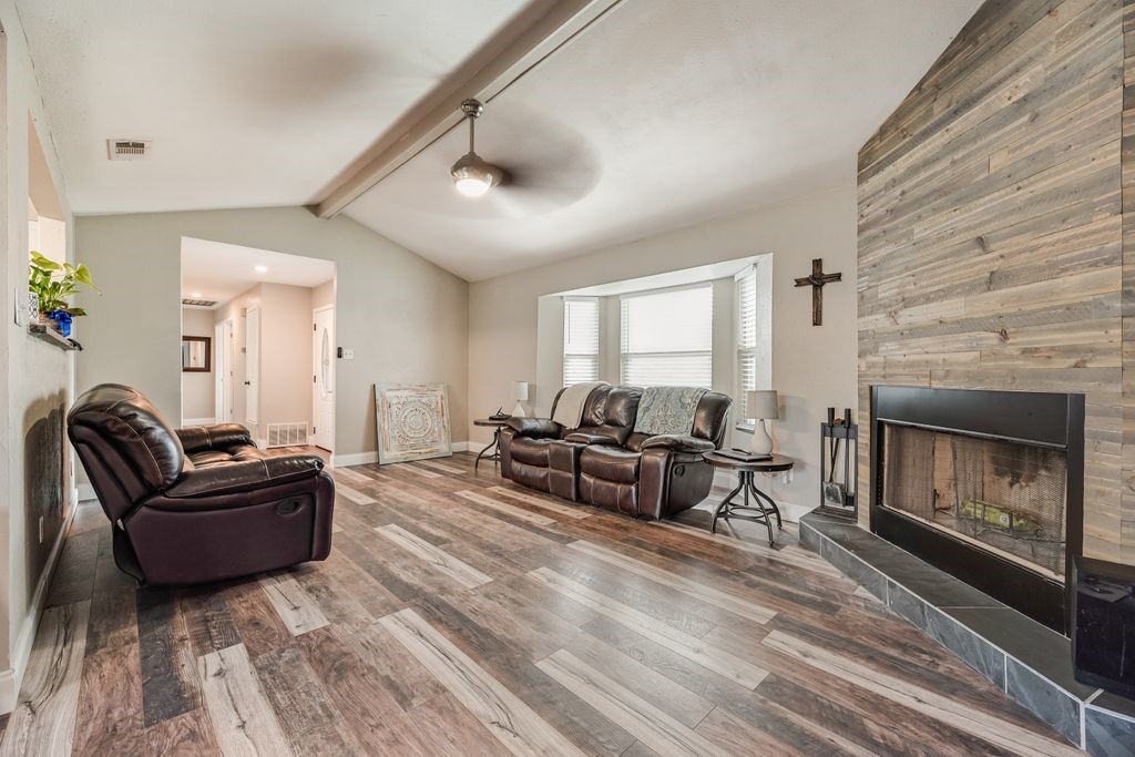 222 Prairie Creek Road Red Oak TX 75154