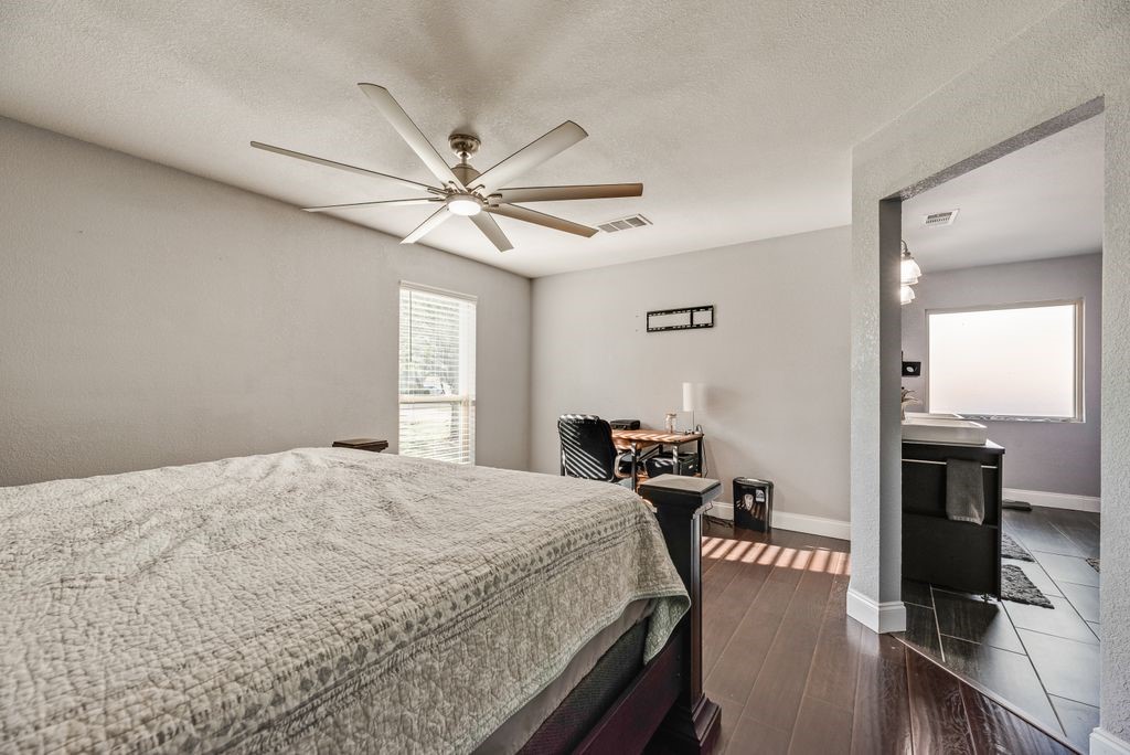 222 Prairie Creek Road Red Oak TX 75154