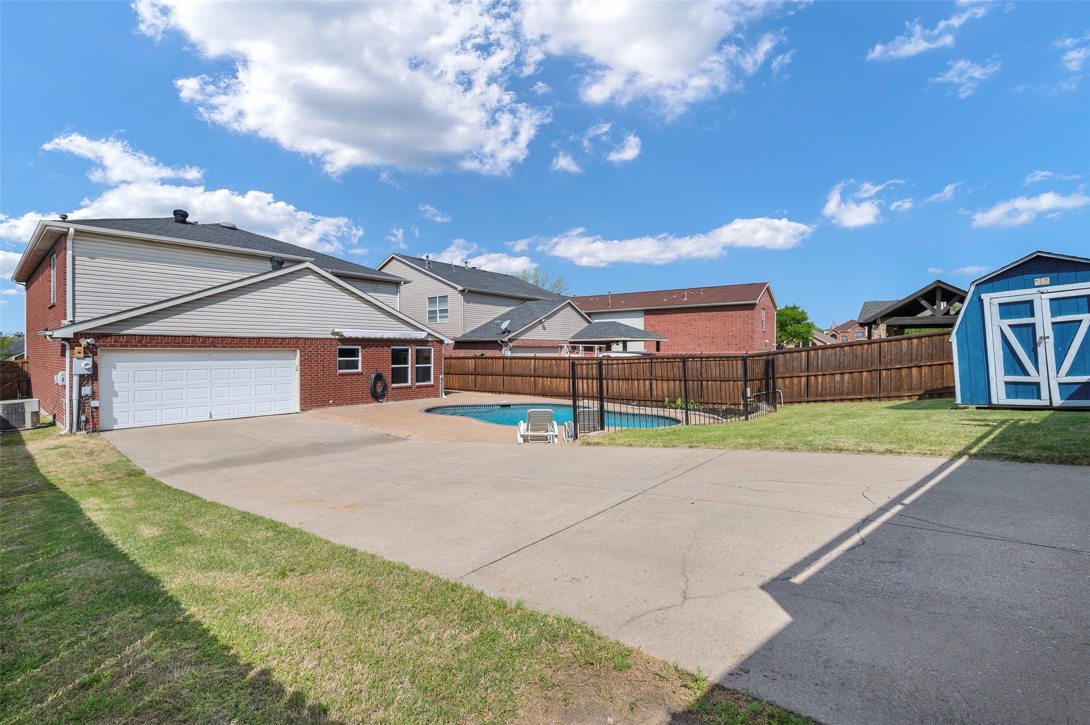 905 Elizabeth Drive Lewisville TX 75067