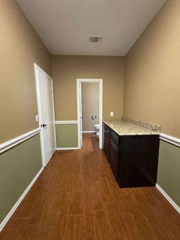 2865 Oak Creek Drive Paris TX 75462