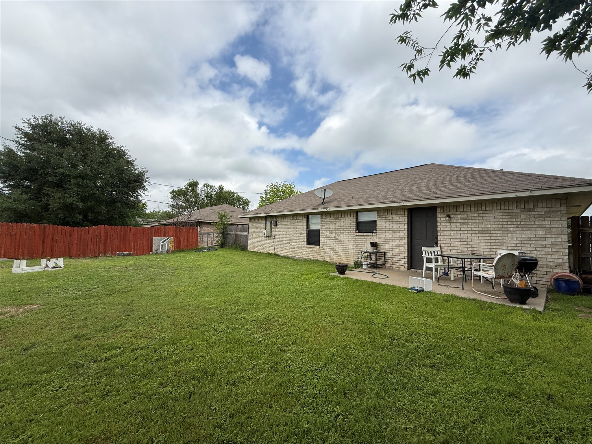 1004 Clover Street Bellmead TX 76705
