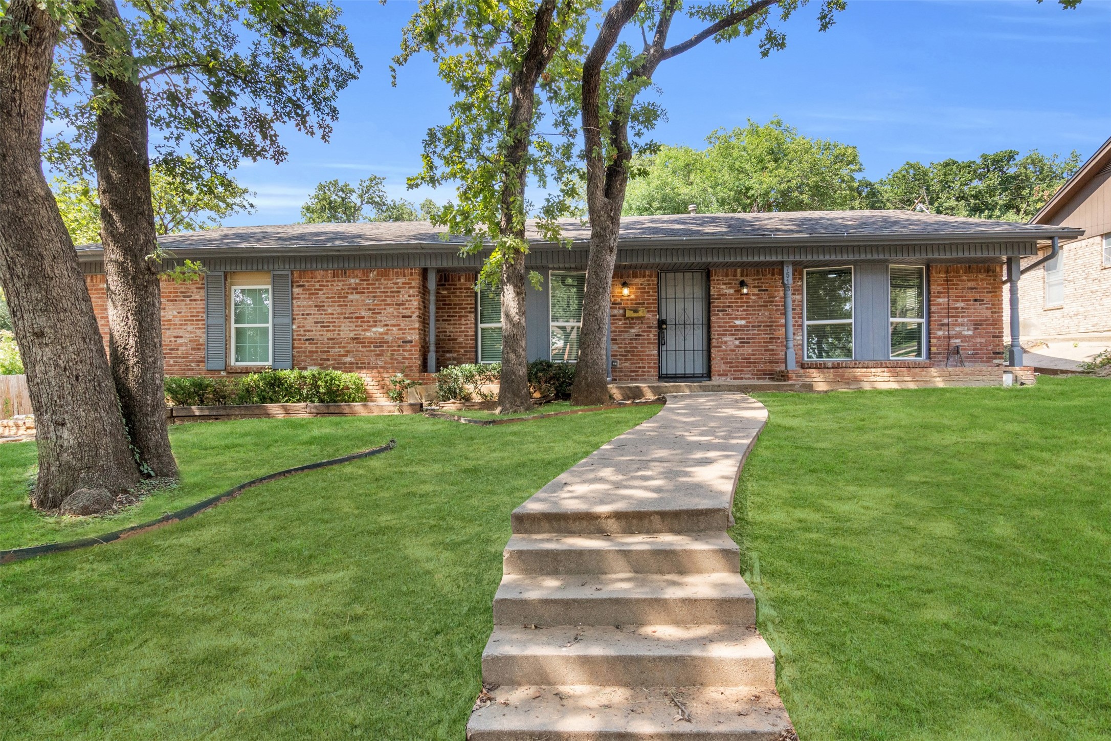 7513 Madeira Drive Fort Worth TX 76112