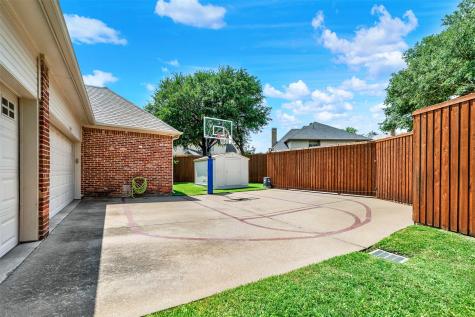 4017 Bridgeport Drive Plano TX 75093