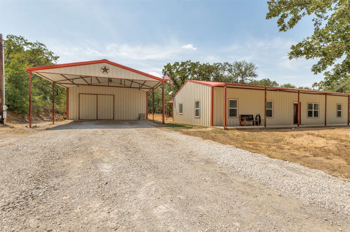 891 County Road 3592 Paradise TX 76073