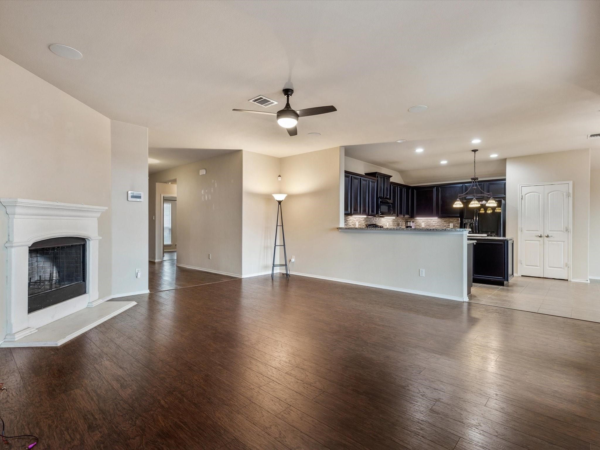 115 Holly Street Waxahachie TX 75165