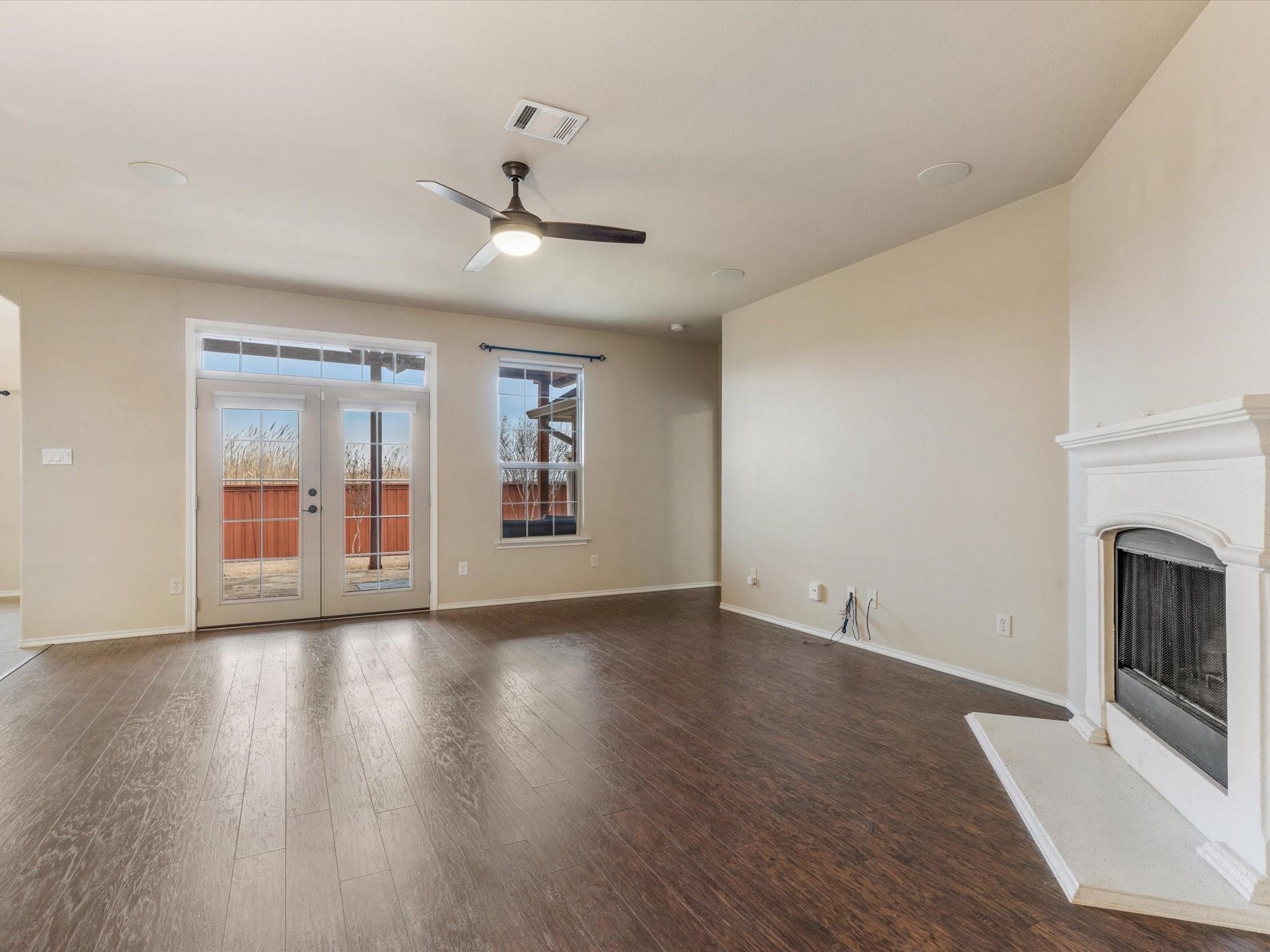 115 Holly Street Waxahachie TX 75165