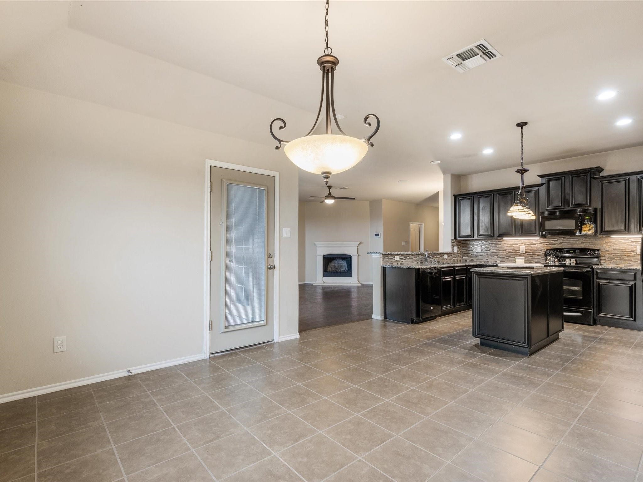 115 Holly Street Waxahachie TX 75165