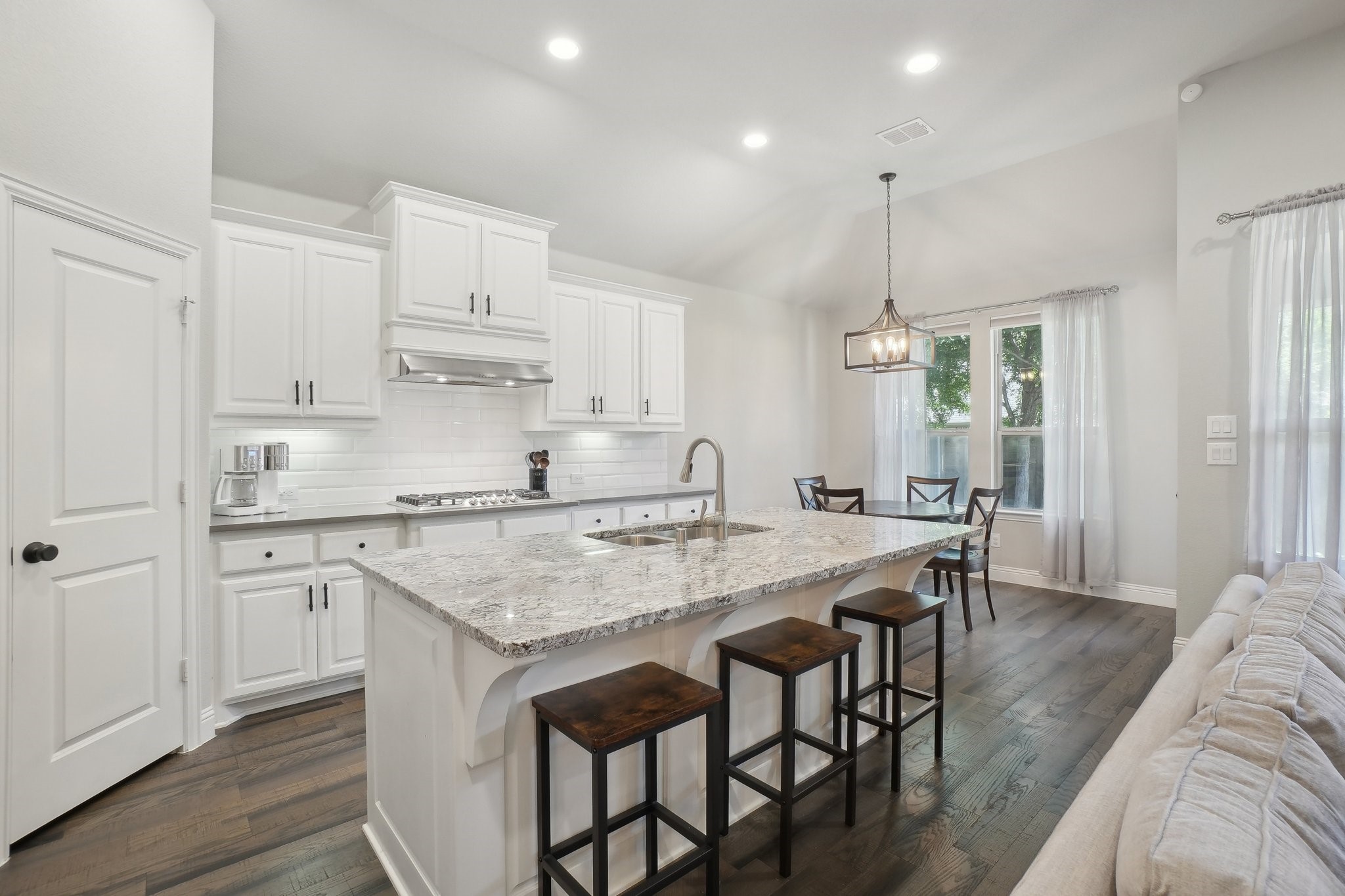 7804 Lewisville Lane Mckinney TX 75071