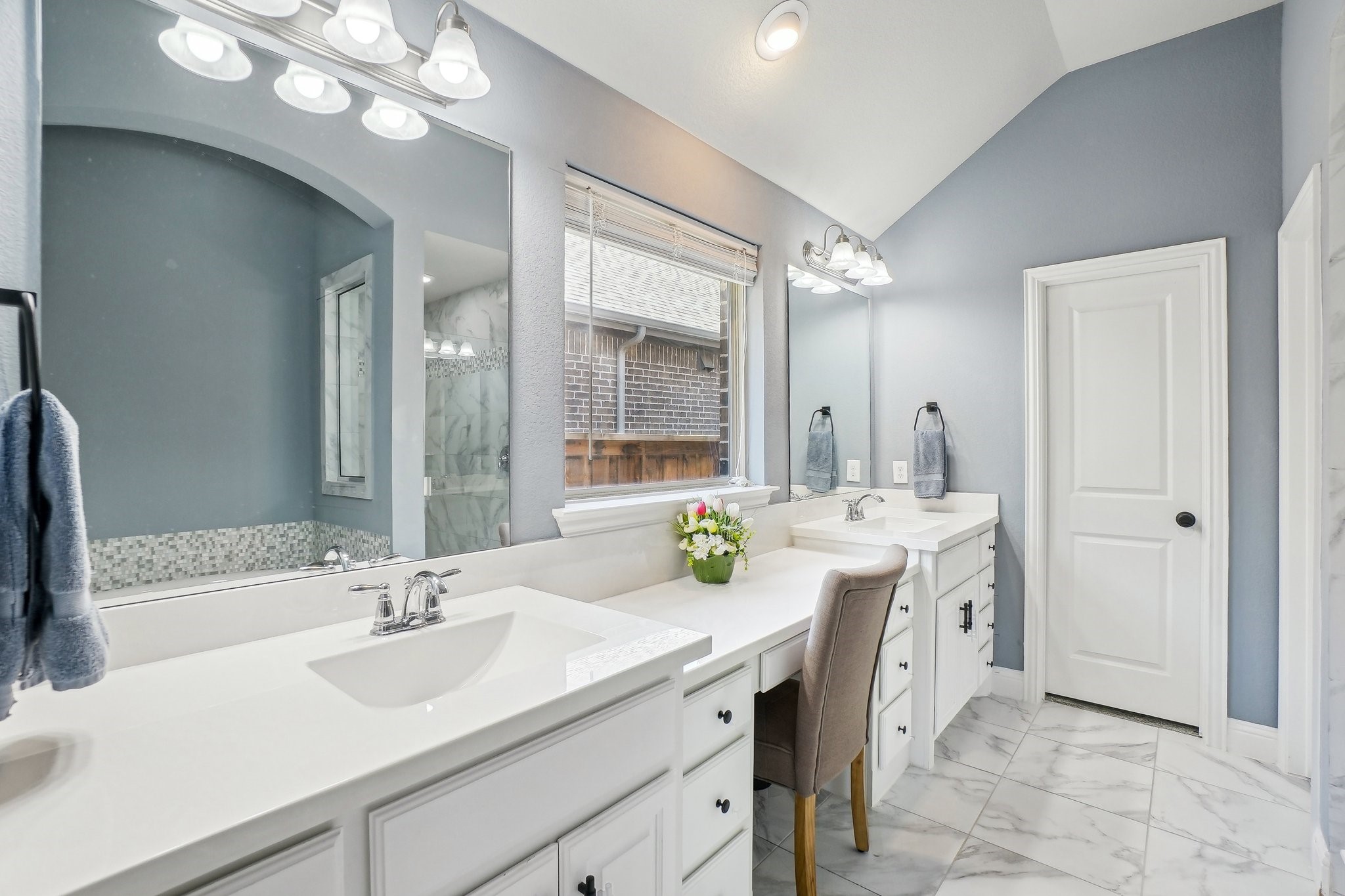 7804 Lewisville Lane Mckinney TX 75071