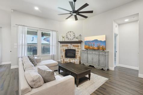 7804 Lewisville Lane Mckinney TX 75071