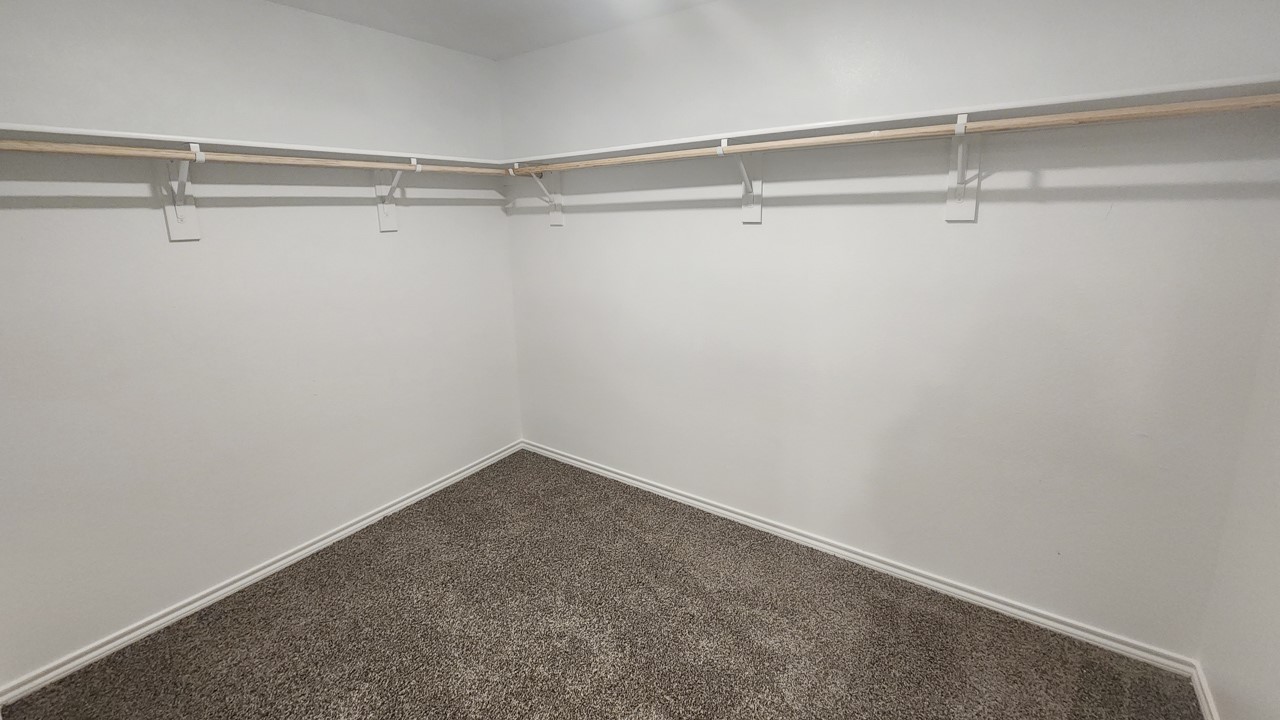 1202 Breezy Oak Drive Nevada TX 75173