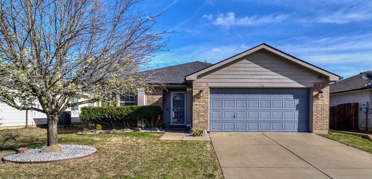 1706 Elm Street Anna TX 75409