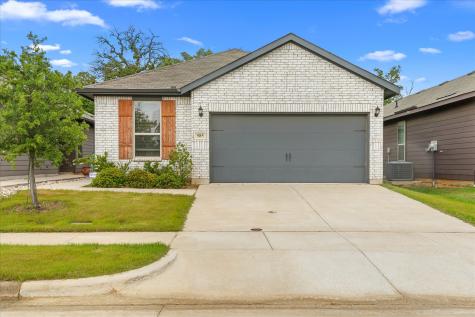585 Concho Street Aubrey TX 76227