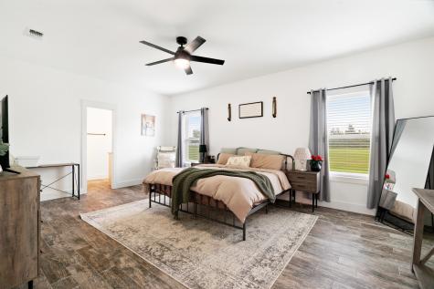 221 Private Road 33082 Sumner TX 75486