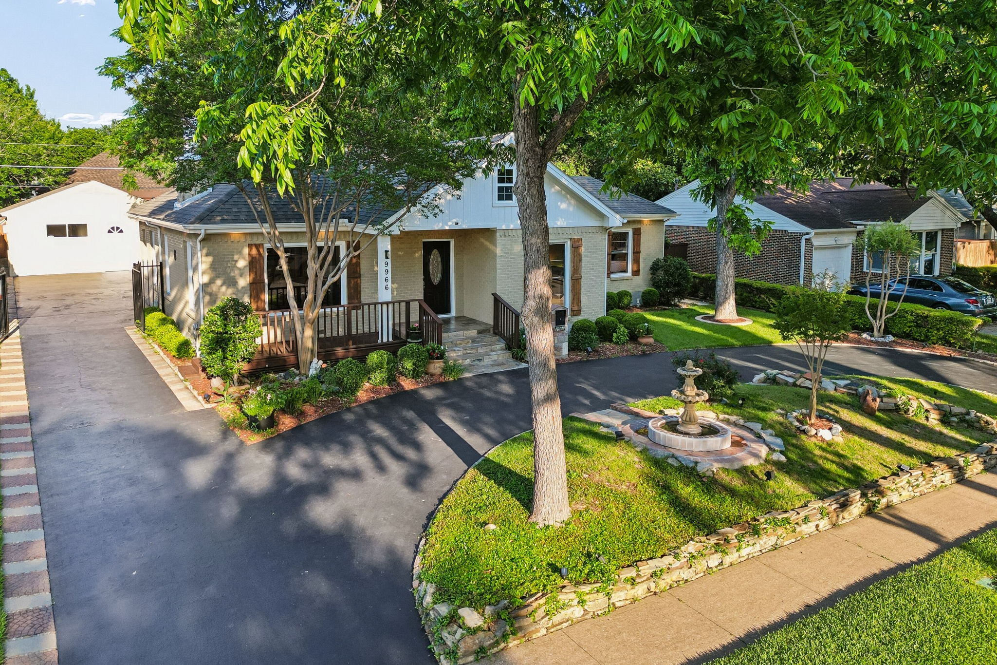 9966 Coppedge Lane Dallas TX 75220