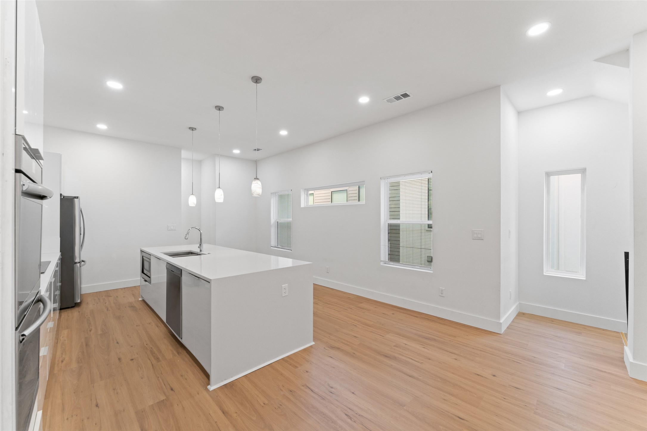 2513 Crossman Avenue Dallas TX 75212