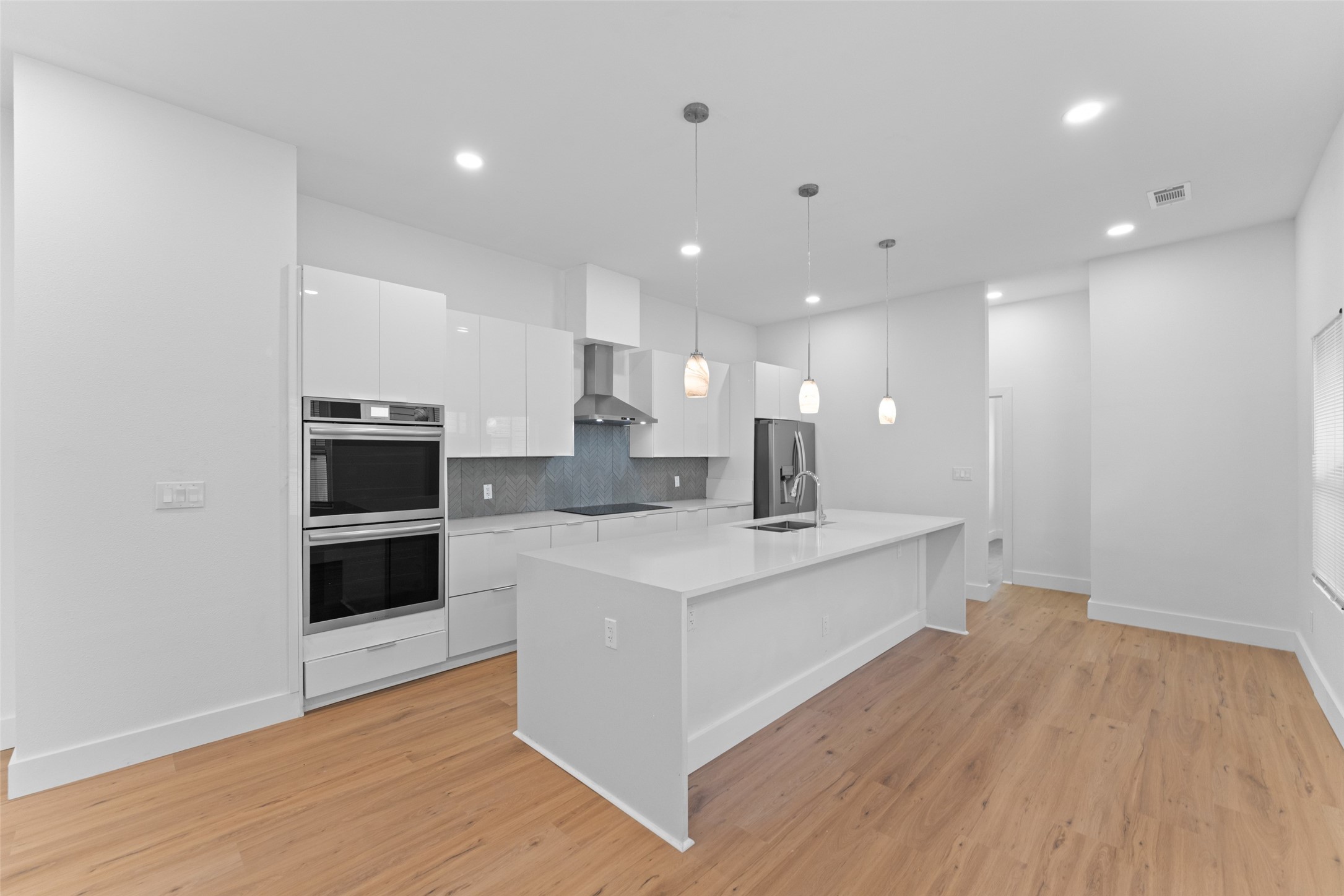 2513 Crossman Avenue Dallas TX 75212