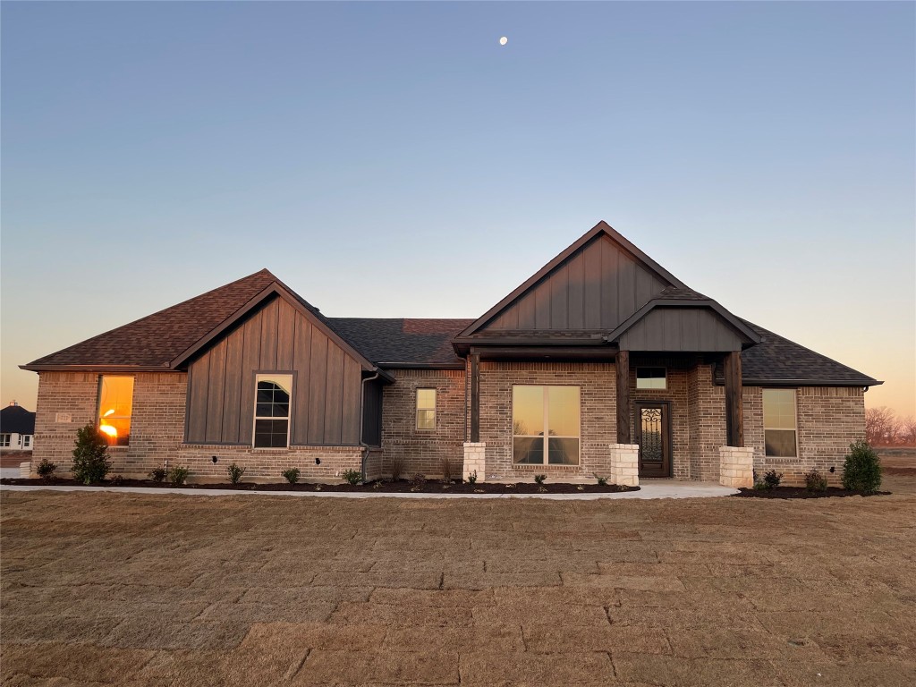 211 Stuart Street Paradise TX 76073