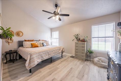 1301 N Saint Charles Avenue Pilot Point TX 76258