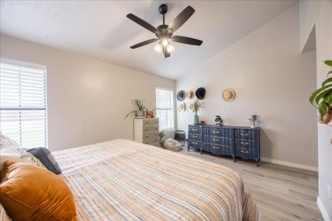 1301 N Saint Charles Avenue Pilot Point TX 76258