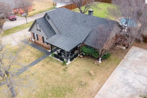 1301 N Saint Charles Avenue Pilot Point TX 76258