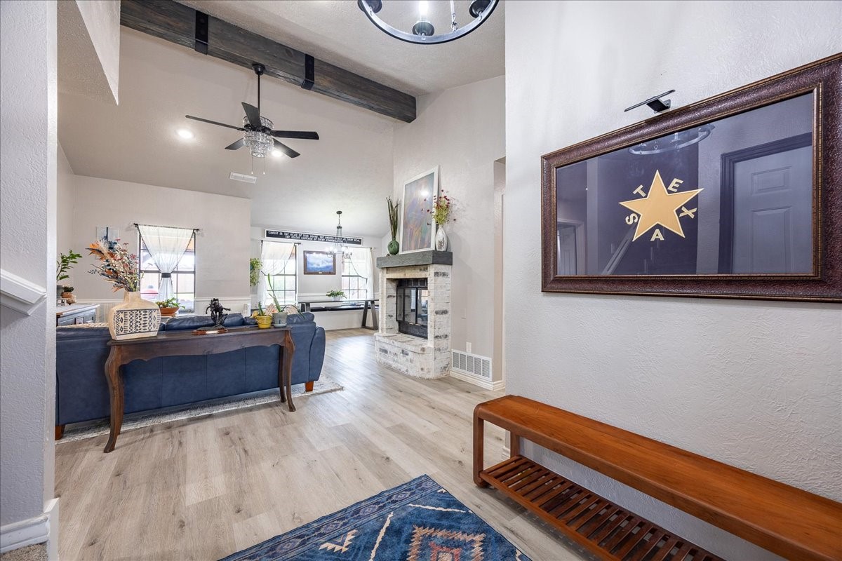 1301 N Saint Charles Avenue Pilot Point TX 76258