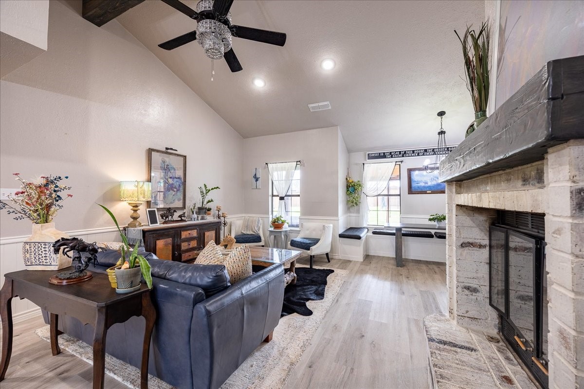 1301 N Saint Charles Avenue Pilot Point TX 76258