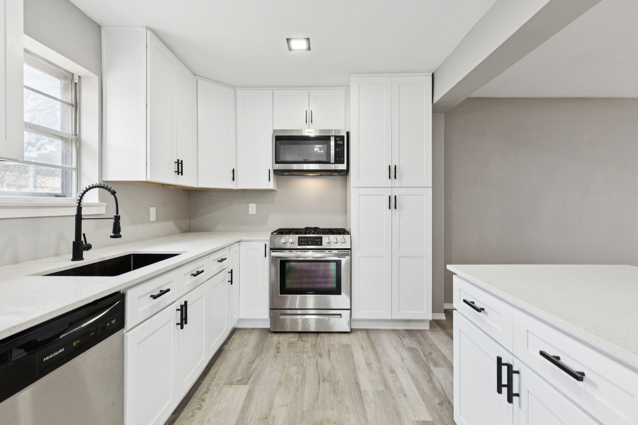 9643 Altacrest Drive Dallas TX 75227