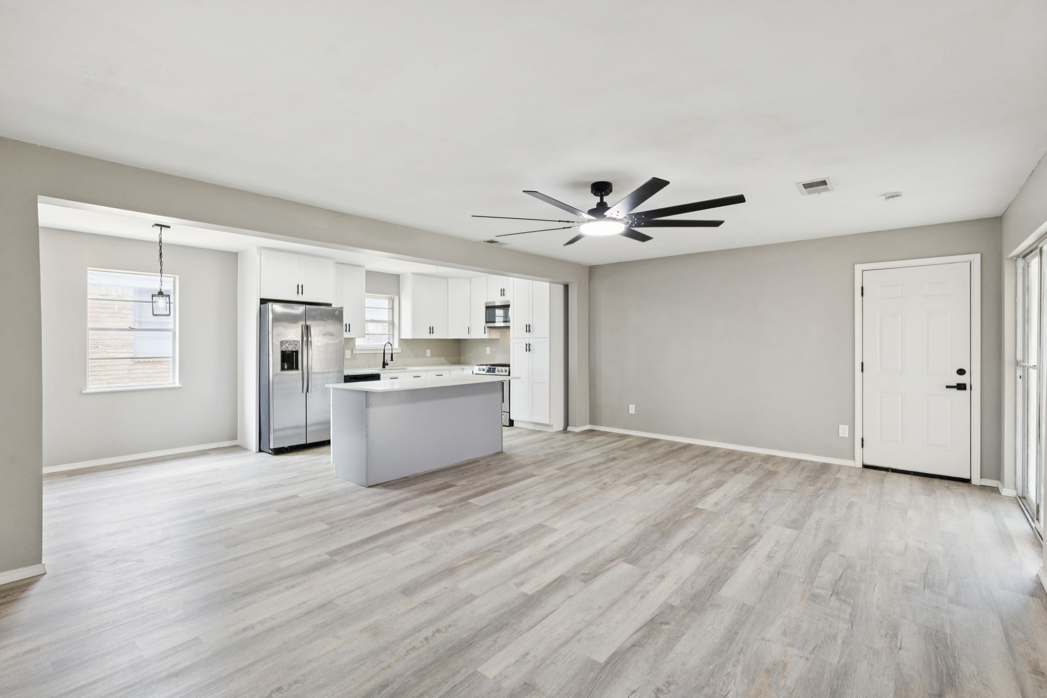 9643 Altacrest Drive Dallas TX 75227