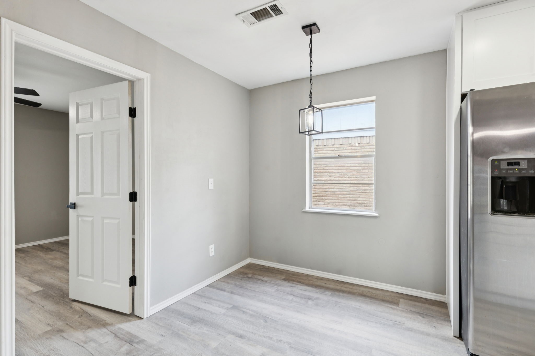 9643 Altacrest Drive Dallas TX 75227