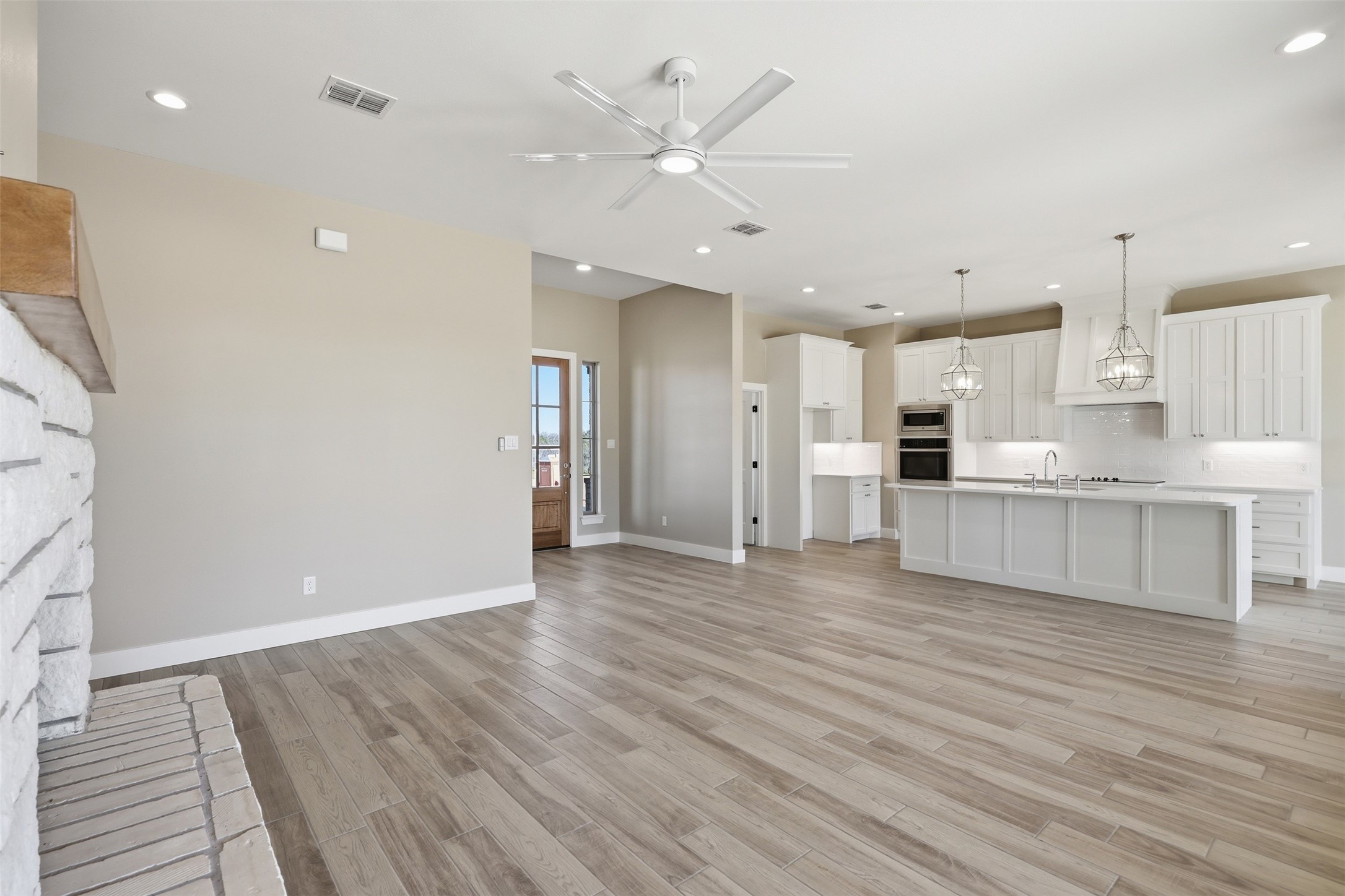 1221 Green Elm Road Graford TX 76449