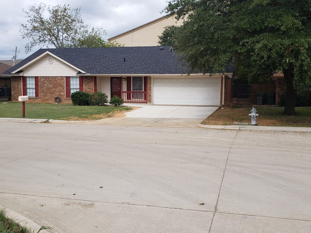 605 Stell Avenue Mansfield TX 76063