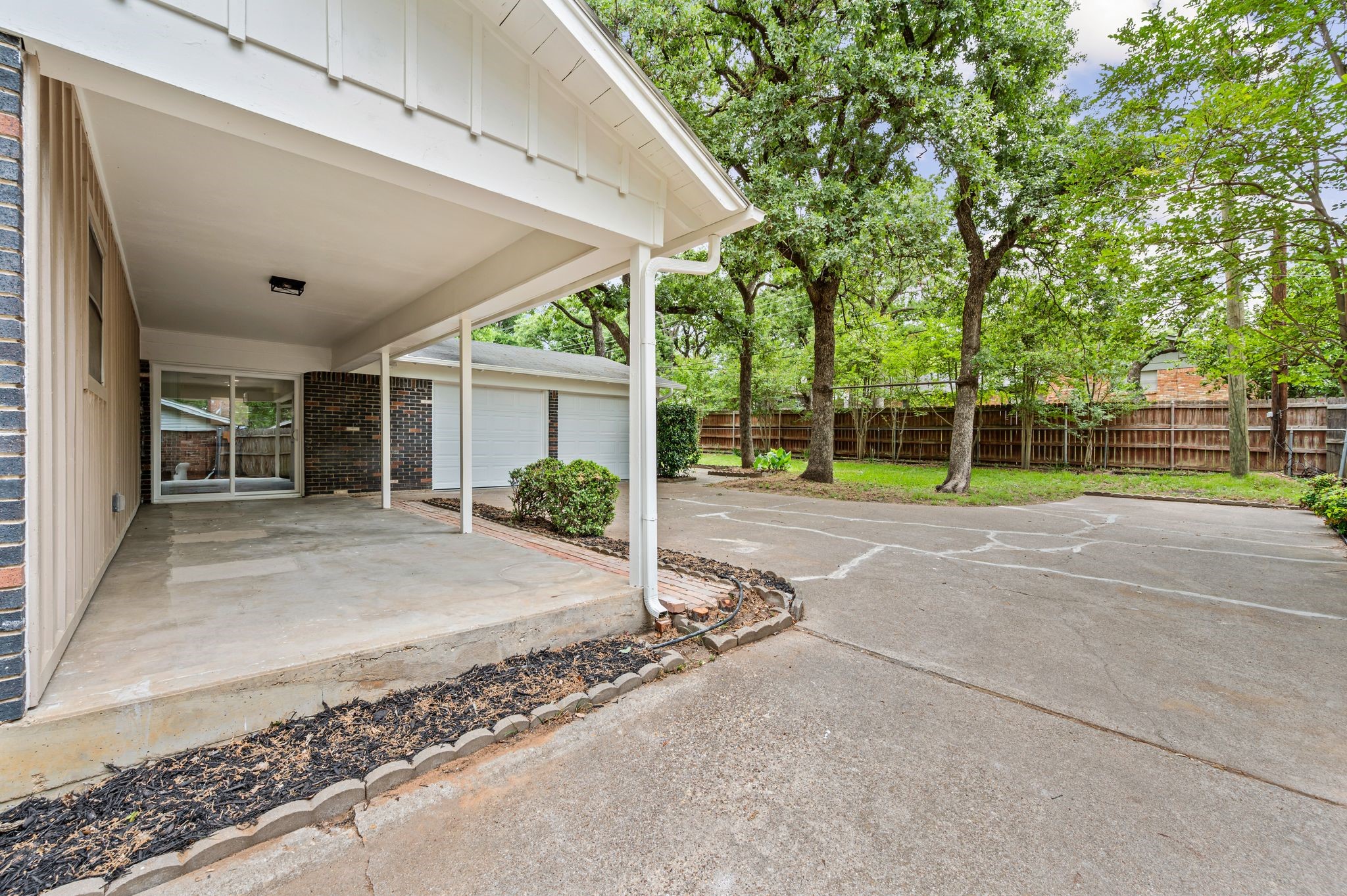 7337 Ellis Road Fort Worth TX 76112