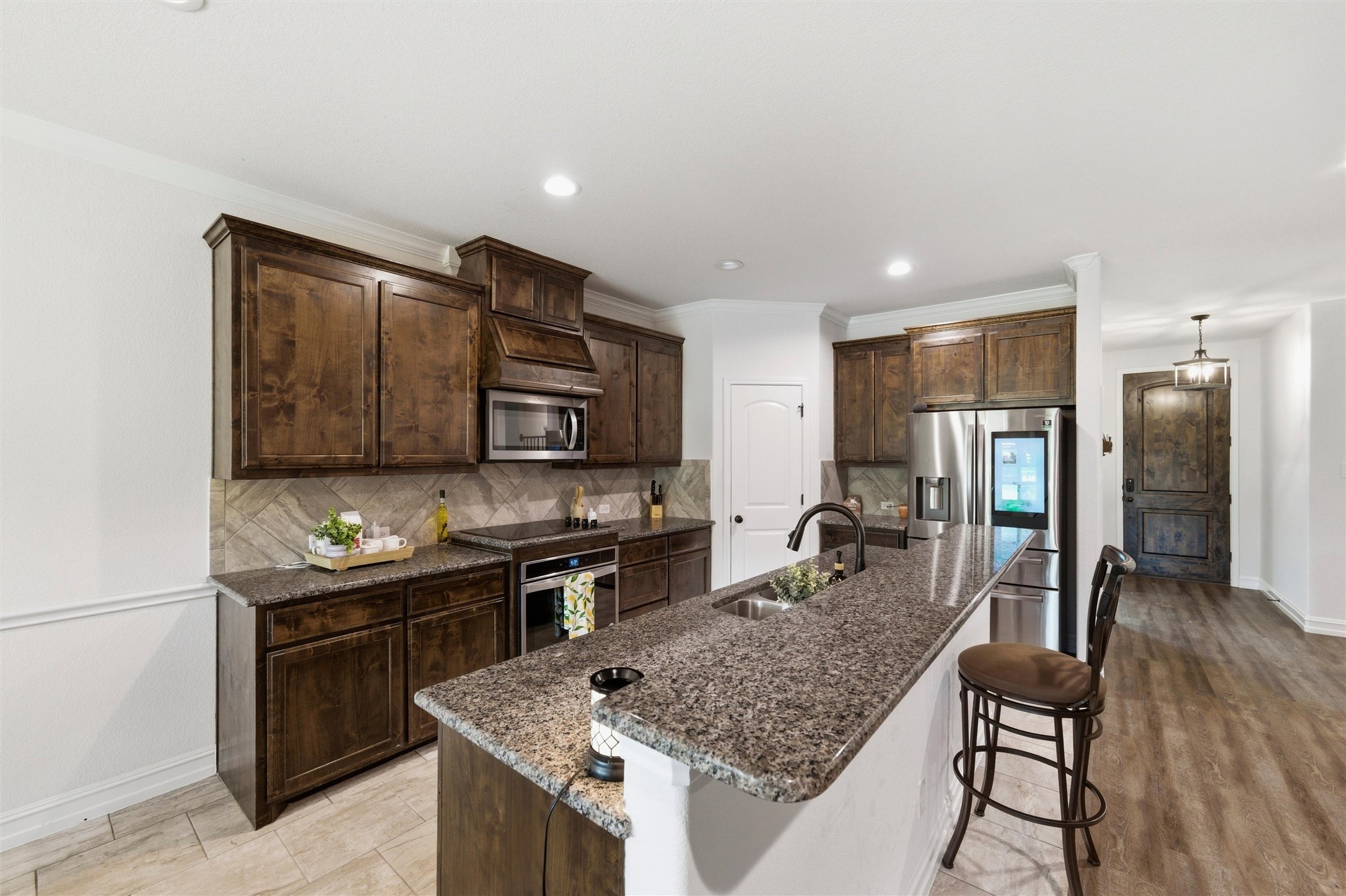 2501 Bunker Hill Drive Burleson TX 76028
