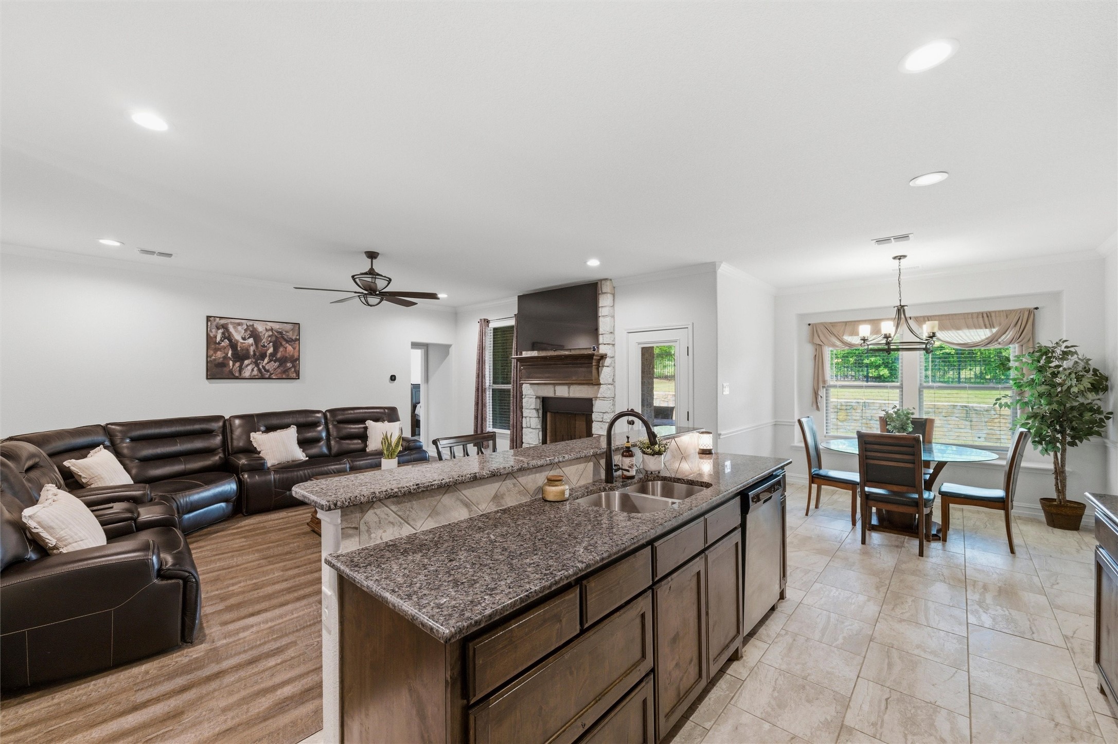2501 Bunker Hill Drive Burleson TX 76028
