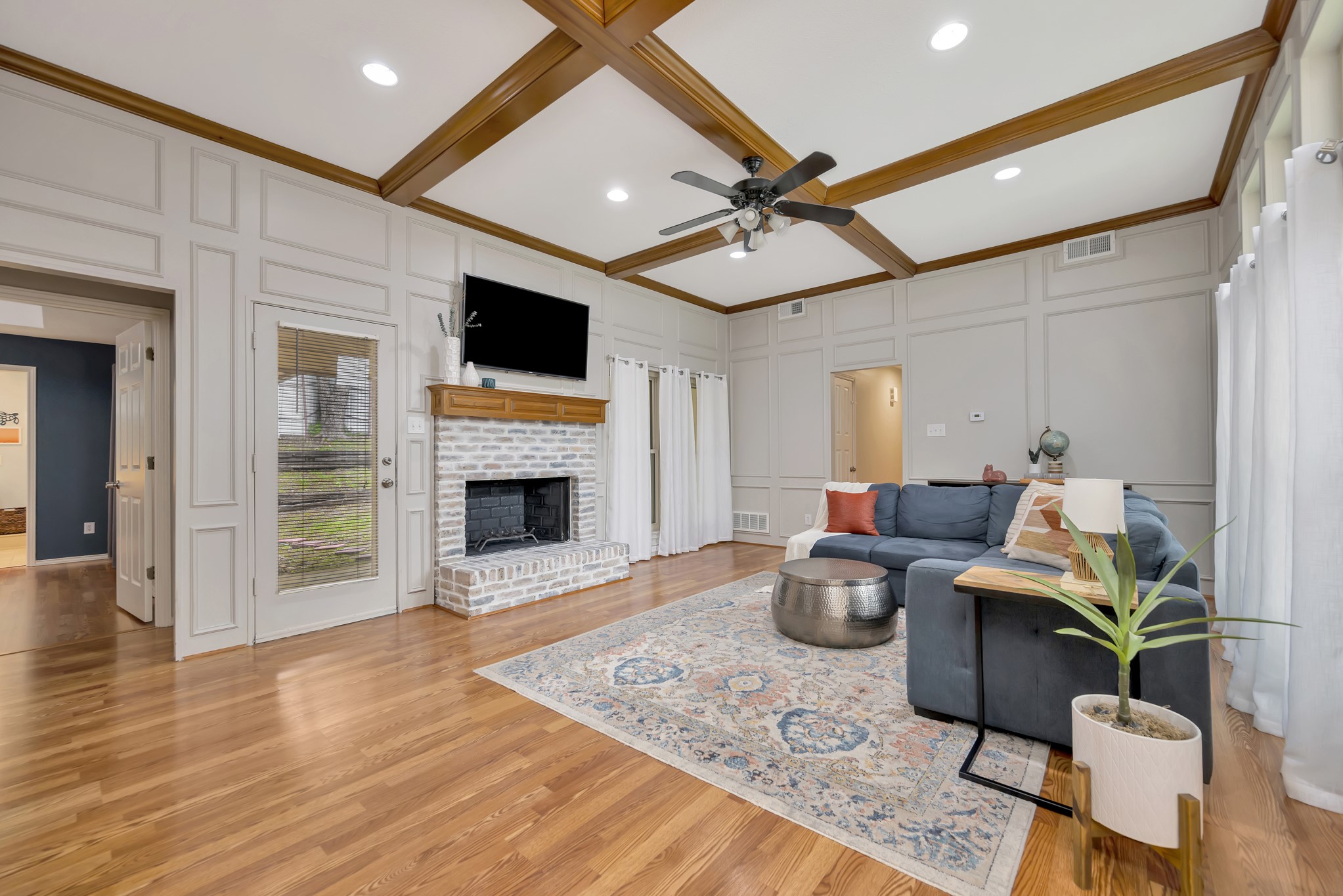 5517 Chimney Rock Road Fort Worth TX 76112
