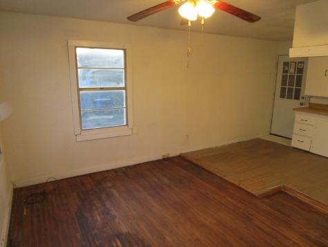 816 E 11th Street Colorado City TX 79512