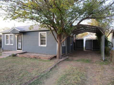 816 E 11th Street Colorado City TX 79512