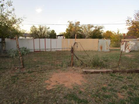 816 E 11th Street Colorado City TX 79512