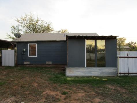 816 E 11th Street Colorado City TX 79512