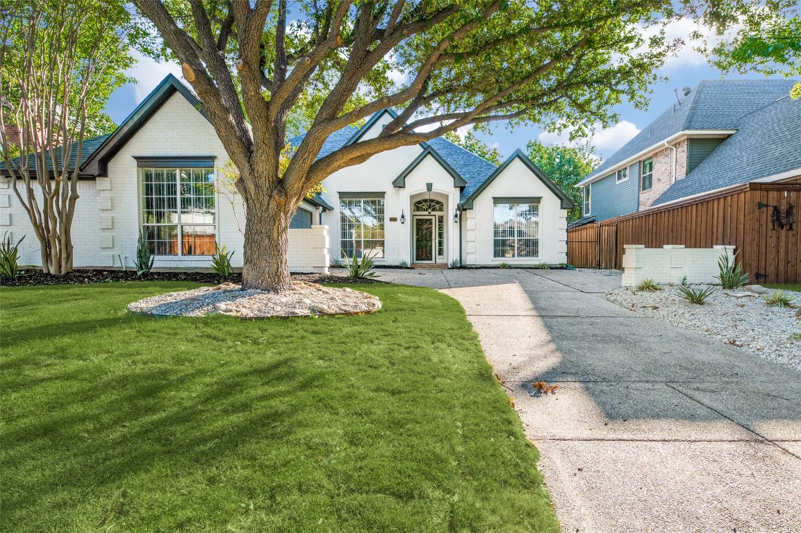 2205 Templeton Drive Arlington TX 76006