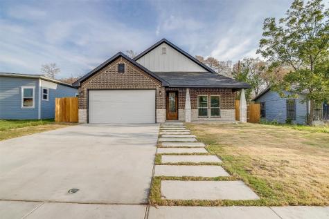 705 Atlanta Street Fort Worth TX 76104