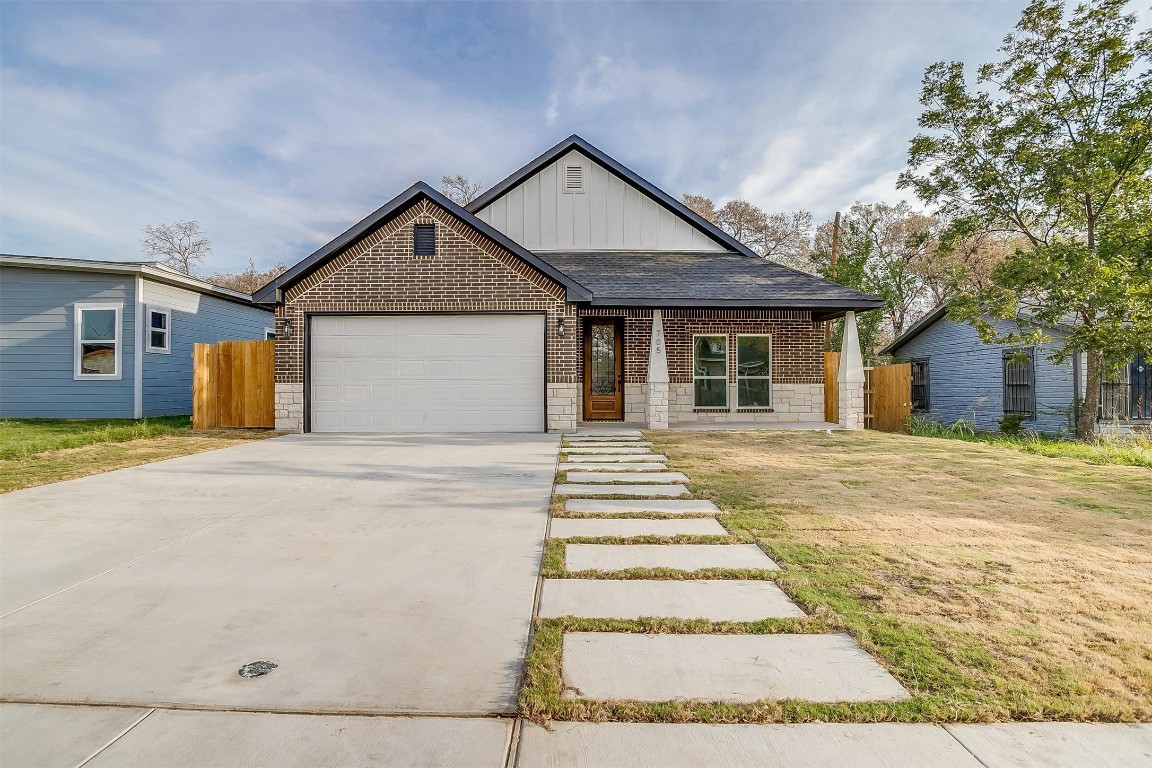 705 Atlanta Street Fort Worth TX 76104