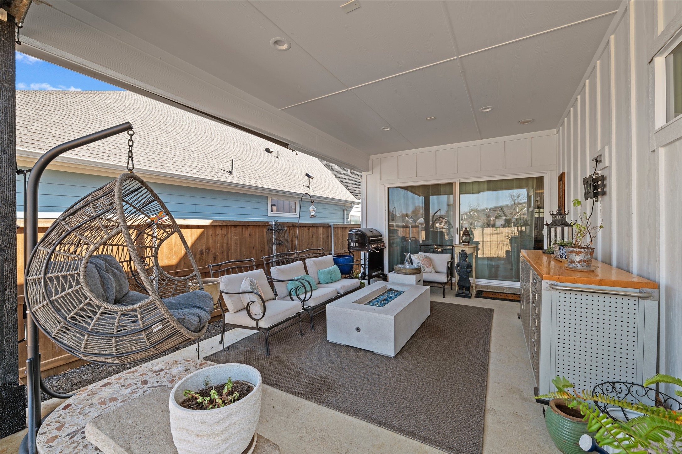 941 Meadow Bend Loop S Grapevine TX 76051
