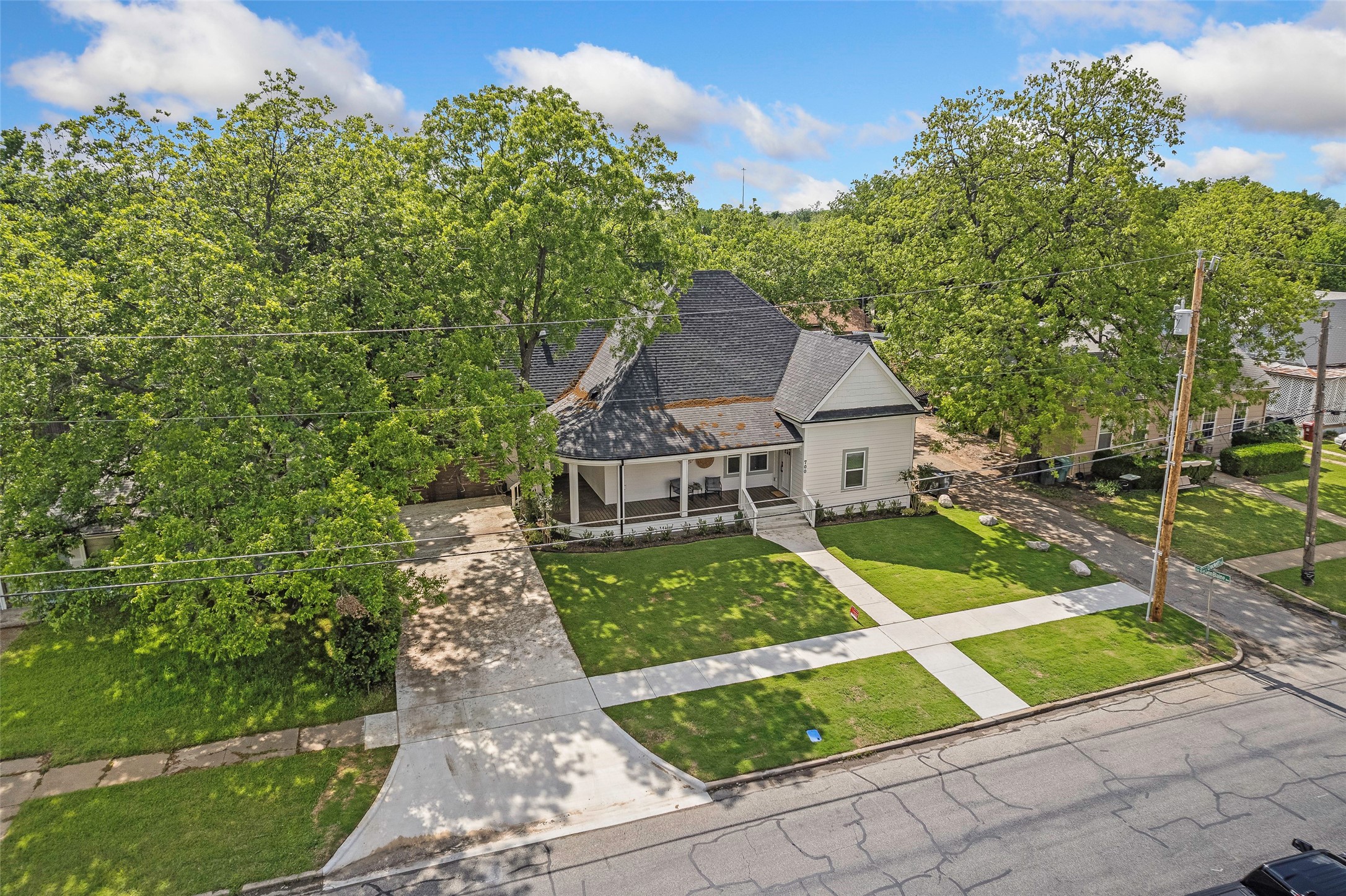 700 S Crockett Street Sherman TX 75090