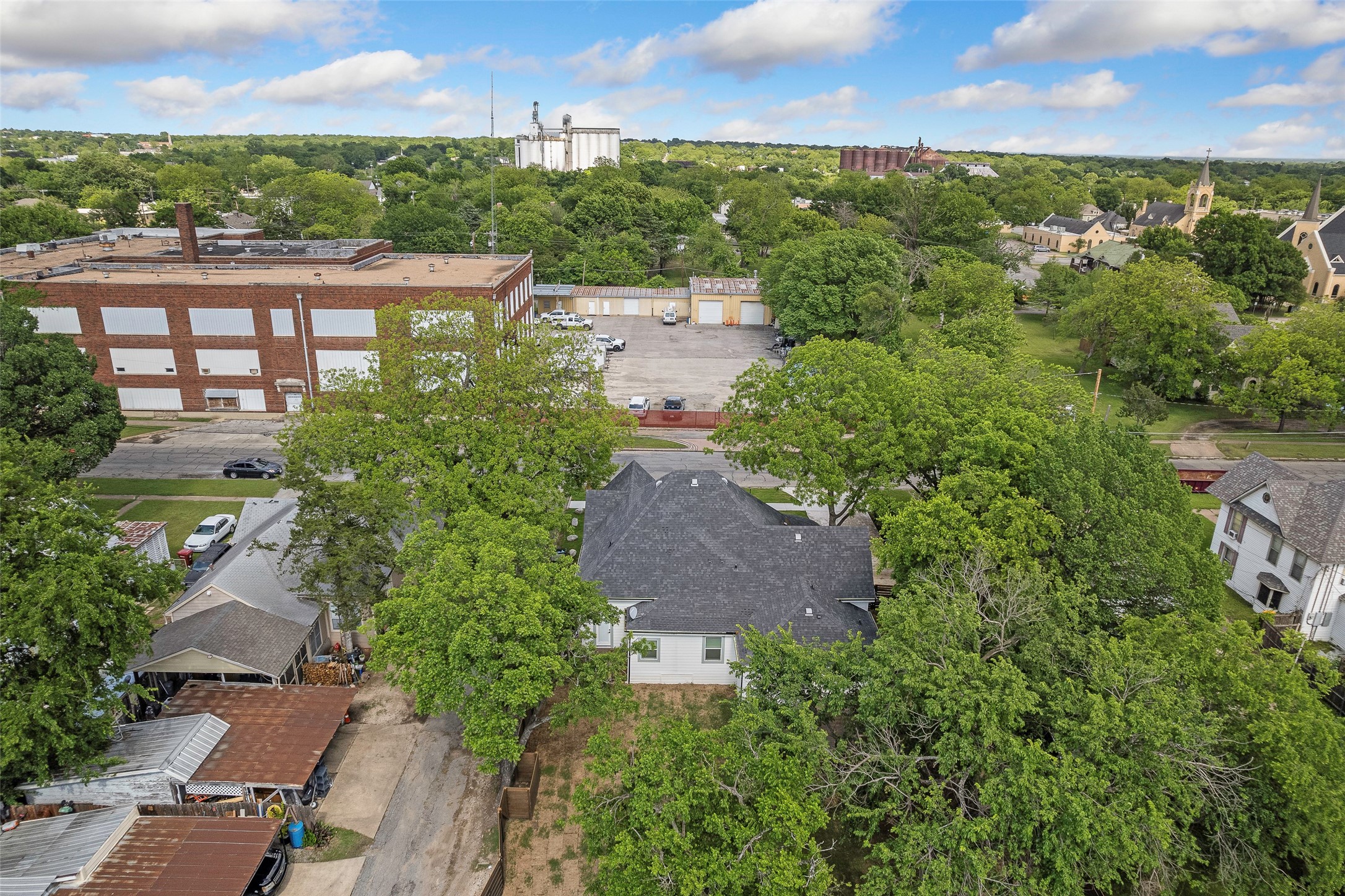 700 S Crockett Street Sherman TX 75090